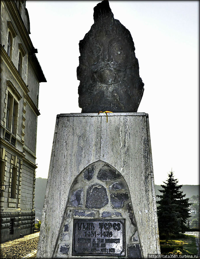 Памятник Владу Дракула Сигишоара, Румыния
