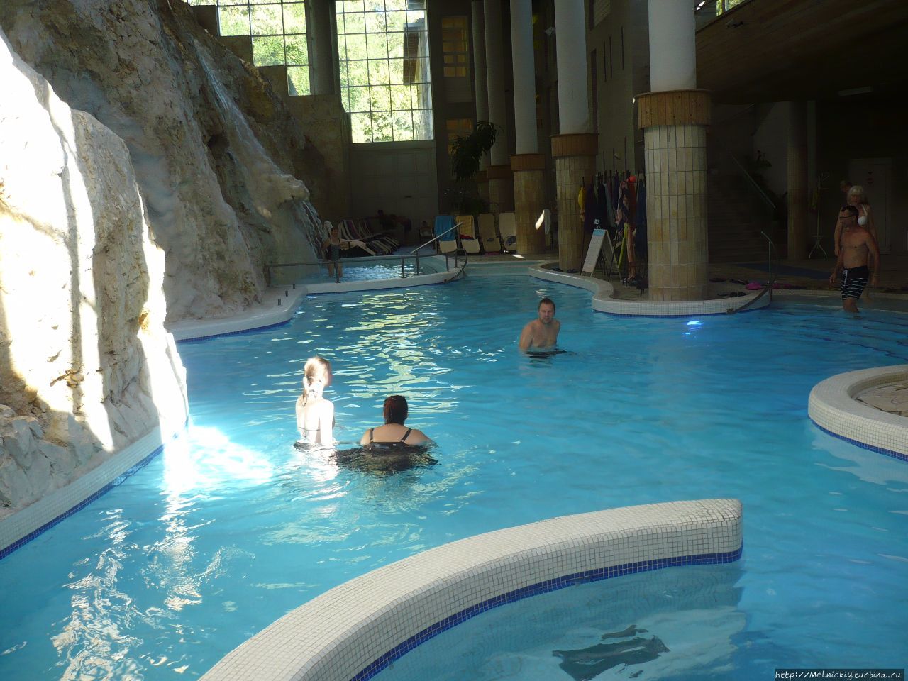 Отдых в термальных купальнях Мишкольца