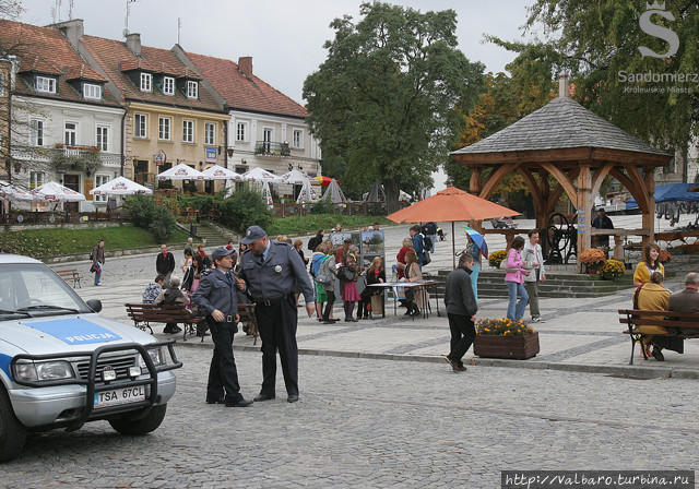 Съемки Отца Матеуша на Рыночной площади. Фото из интернета Сандомир, Польша