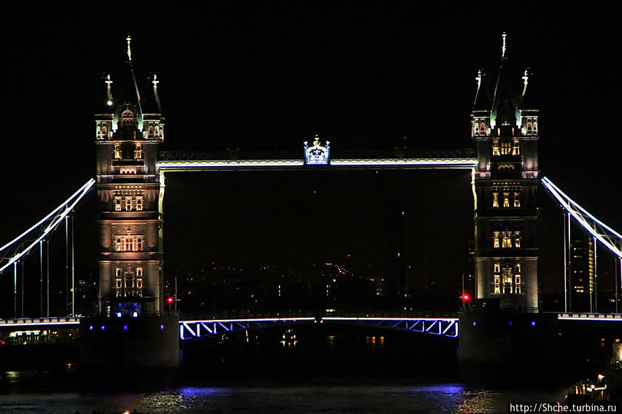 Огни ночного Лондона. Район London Bridge Лондон, Великобритания
