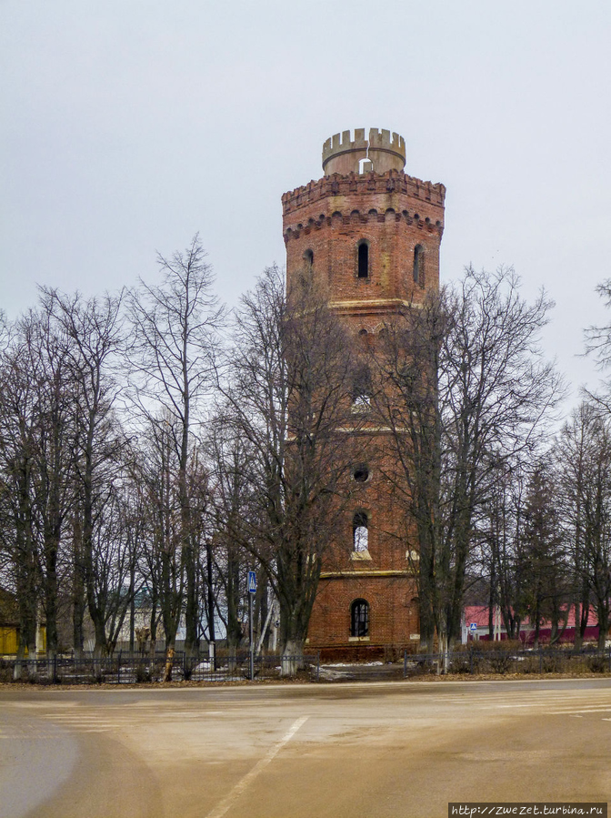 Водонапорная башня построена в Зарайске в 1914-1916 г.г. в рамках сооружения городского водопровода. Зарайск, Россия