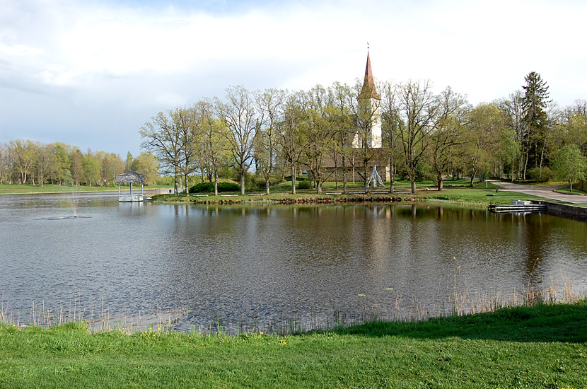 Церковь Иоанна Крестителя Сууре-Яани, Эстония