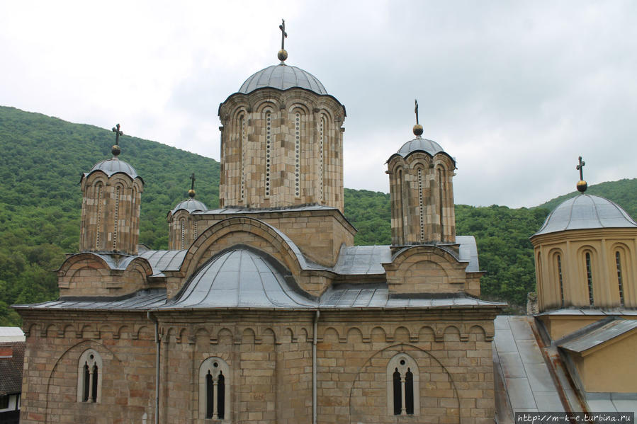 Монастырь Манасия, больше похожий на замок Деспотовац, Сербия