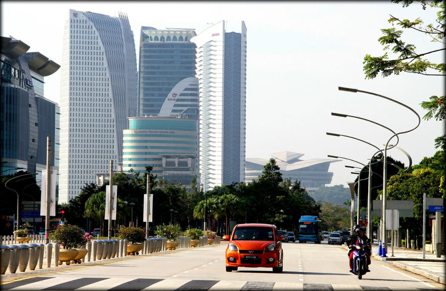 Вторая столица Малайзии Путраджая, Малайзия