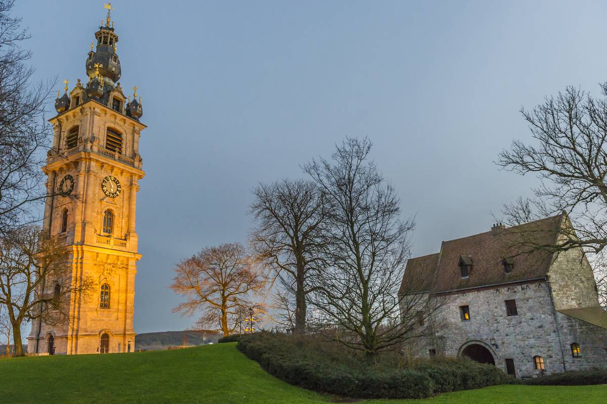 Часовая башня Белфруа / Belfry Mons