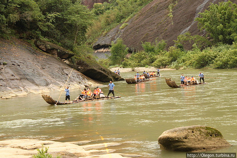 На плотах по реке Девяти Изгибов На плотах по реке Девяти Изгибов