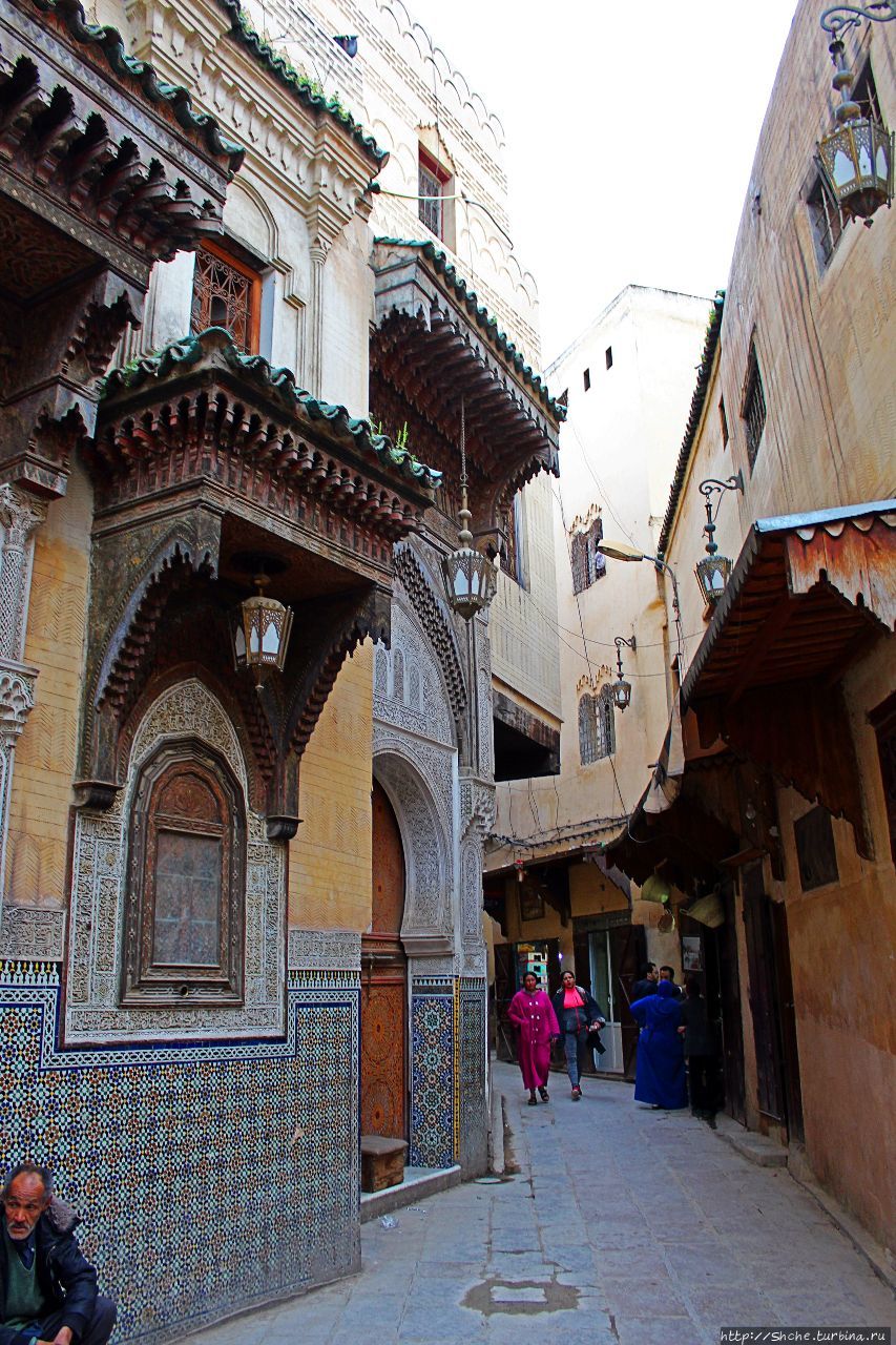 Крупнейшая медина в старейшем имперском городе Марокко
