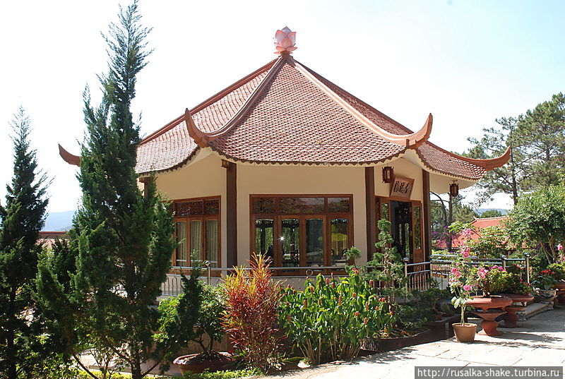 Закрытая территория монастыря Чук Лам Далат, Вьетнам