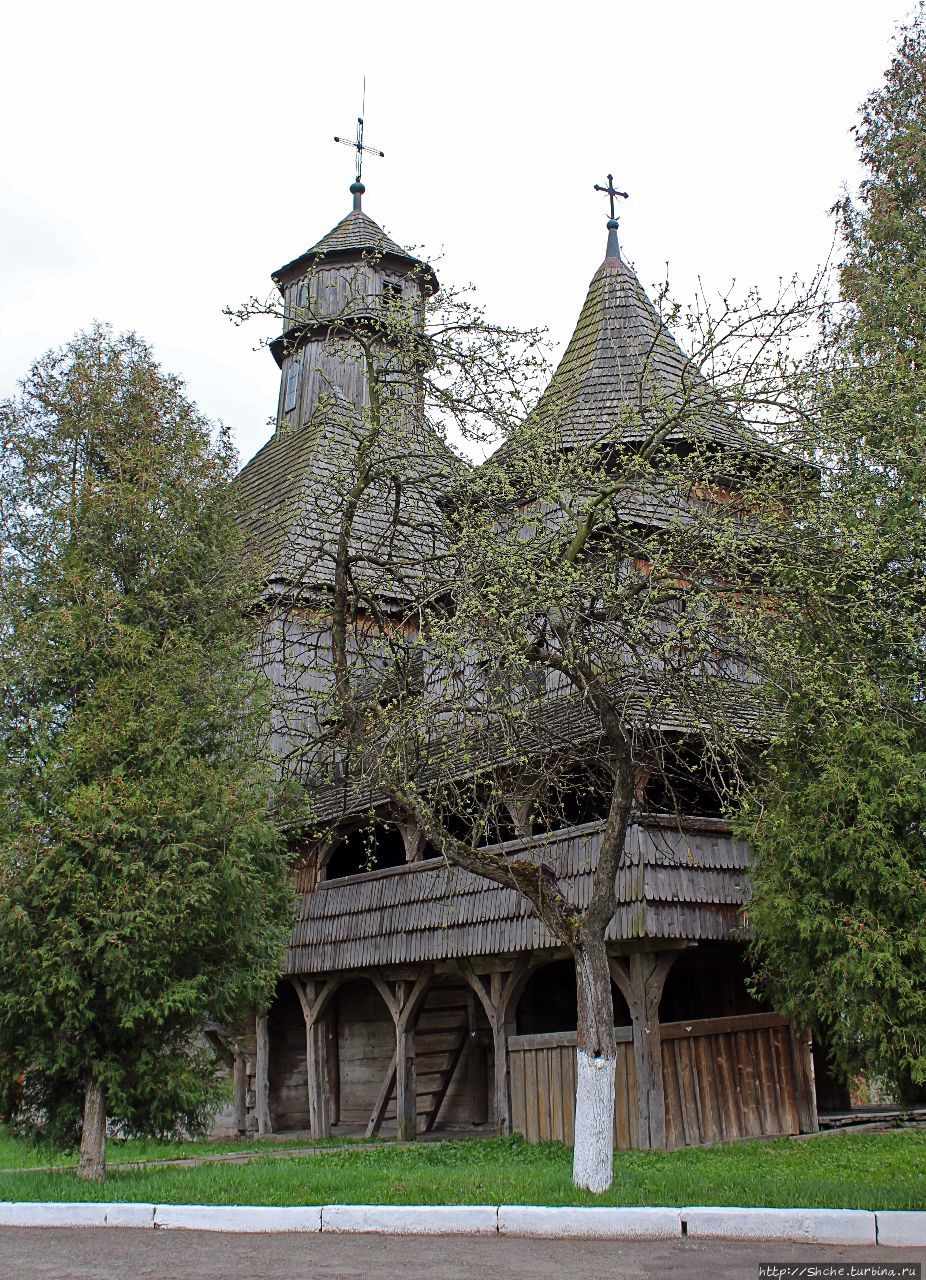 Церковь Воздвижения Честного креста Дрогобыч, Украина