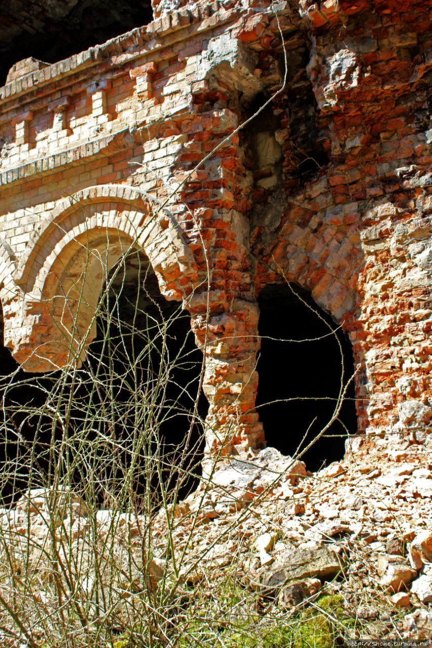 Таракановский форт Тараканов, Украина