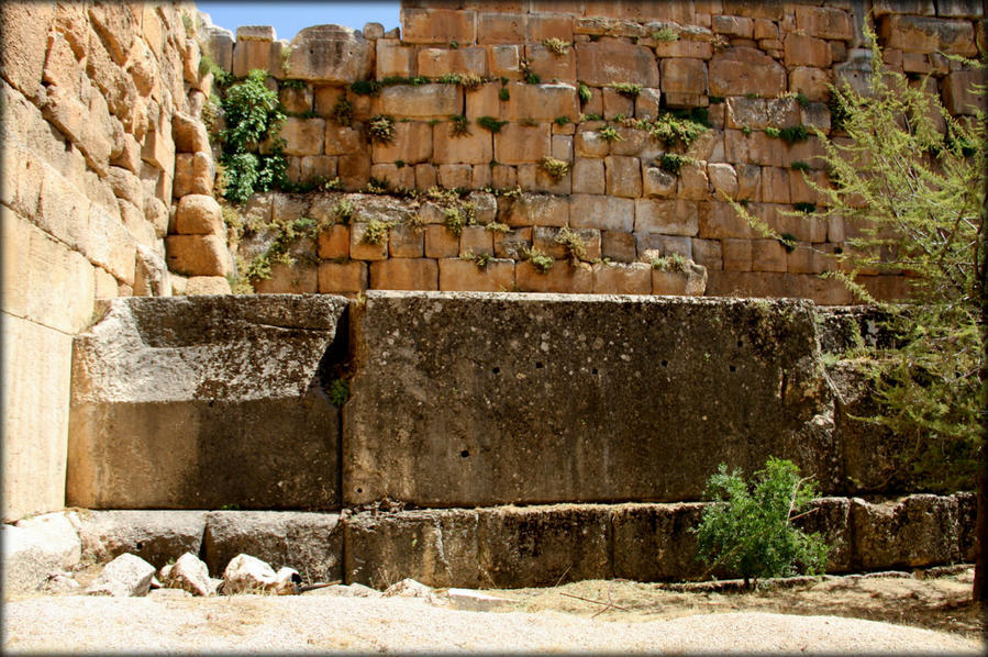 Камни, которые заставляют задуматься — Ливан Баальбек (древний город), Ливан