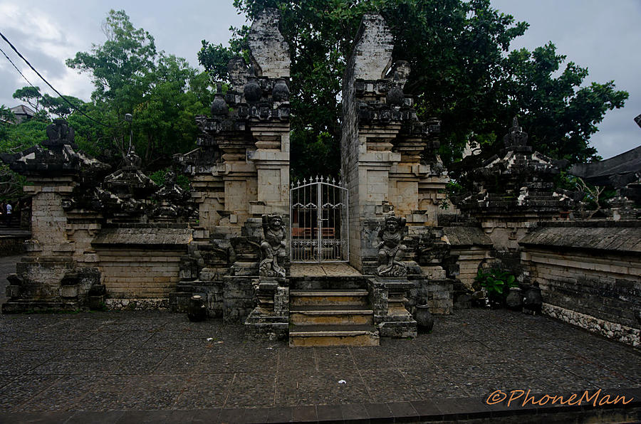 Индонезия. Бали: прибытие и храм Улувату Улувату, Индонезия