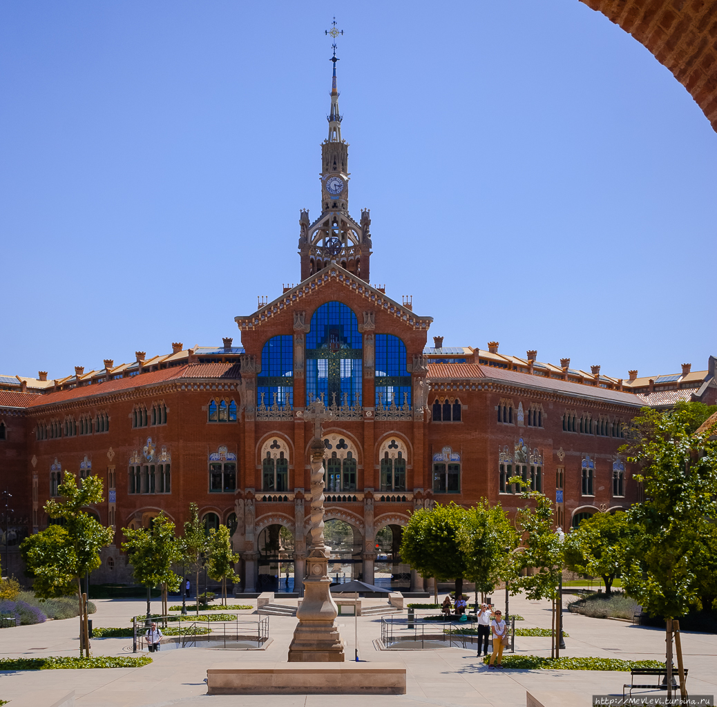 Больница Святого Павла в Барселоне Барселона, Испания Больница Святого Павла в Барселоне Барселона, Испания