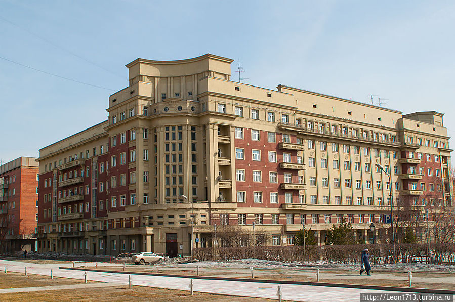 Знаменитый 100 — квартирный дом Новосибирск, Россия