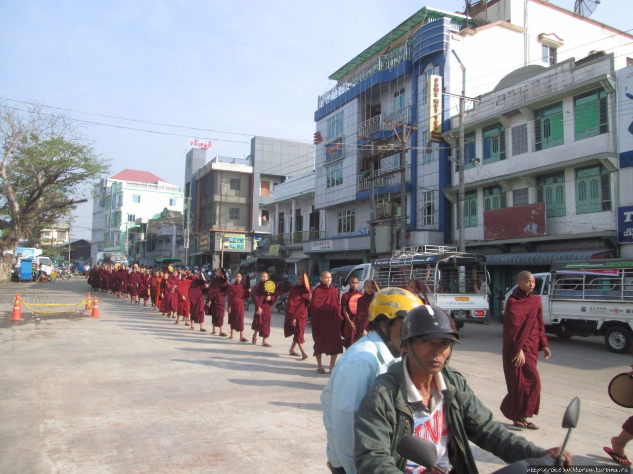 Патейн утром — от центра до окраины Патейн, Мьянма