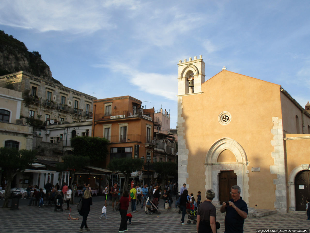 Сицилия Ч.2 Таормина и Кальтаджироне. Мопассан и Антонов Таормина, Италия Сицилия Ч.2 Таормина и Кальтаджироне. Мопассан и Антонов Таормина, Италия