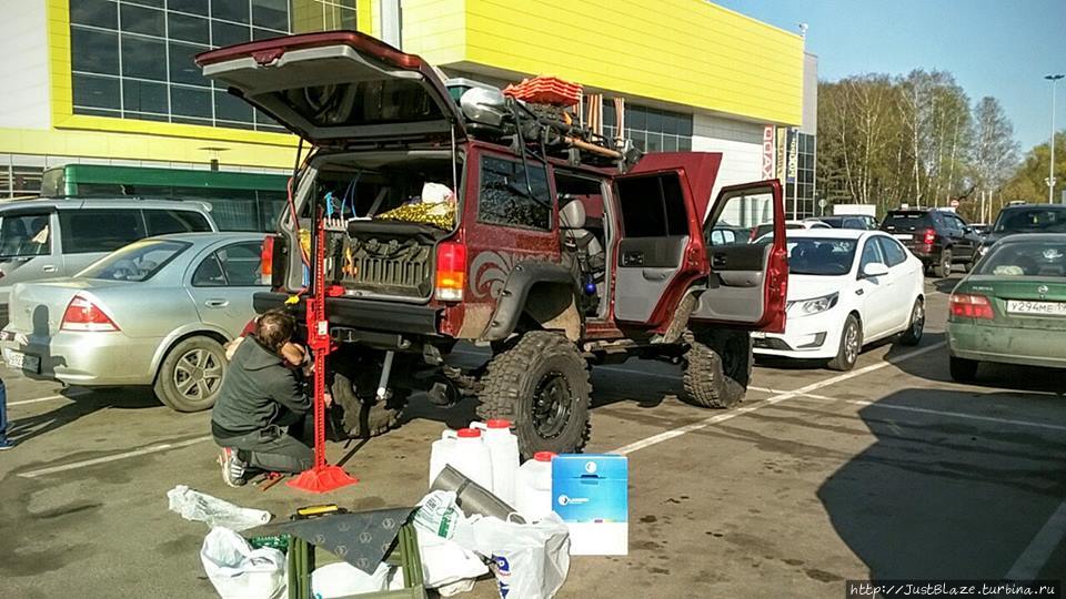 Доделывали все прямо на парковке у МКАДа и выехали 29 апреля около 21.00 Мангистауская область, Казахстан