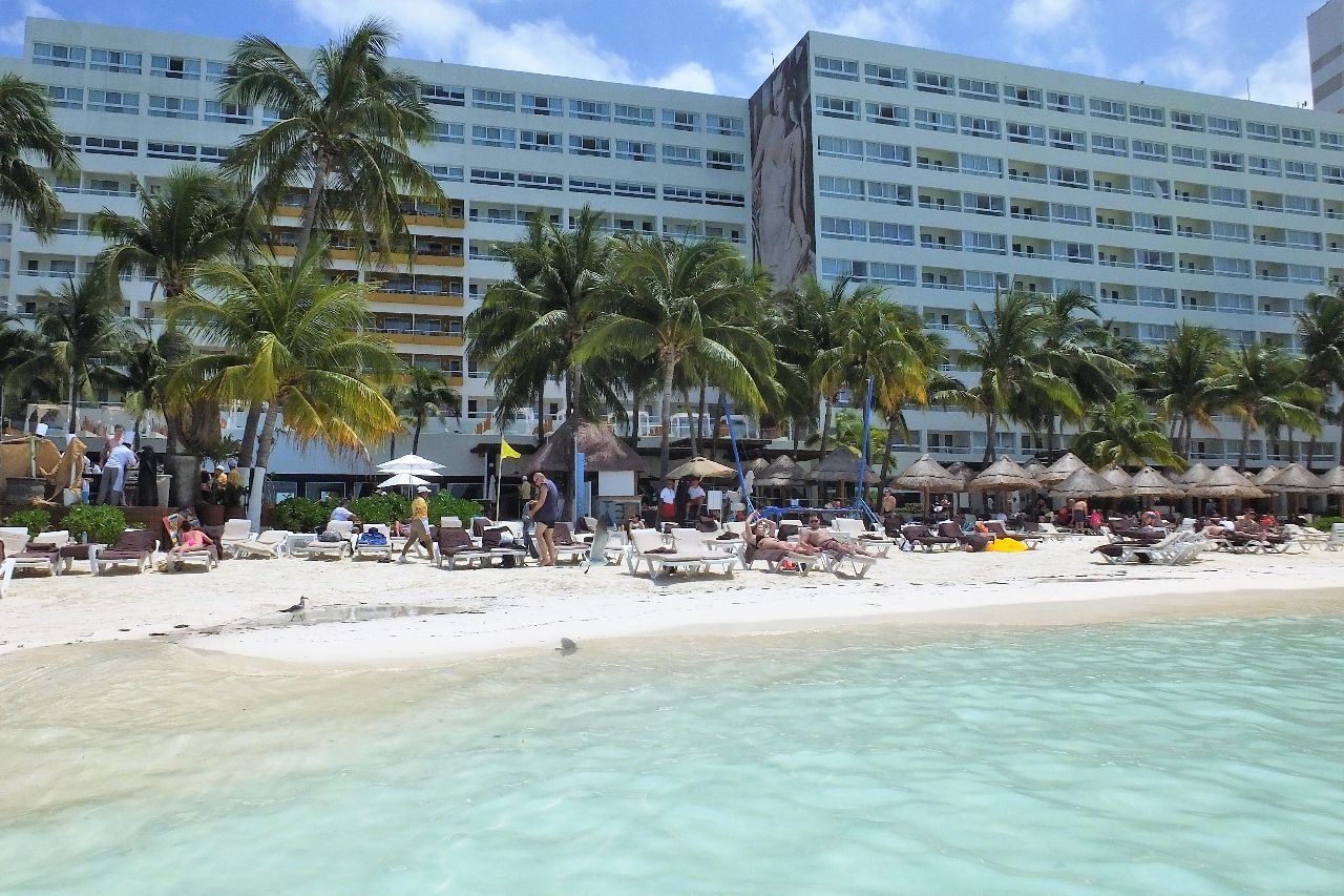 Отель Dreams Sands Cancun / Dreams Sands Cancun Resort & Spa