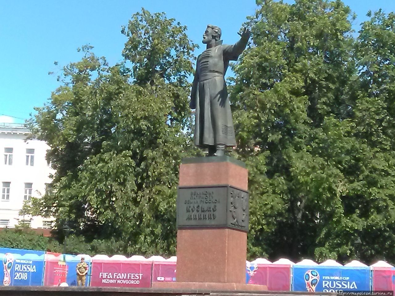 Памятник чижику Нижний Новгород, Россия