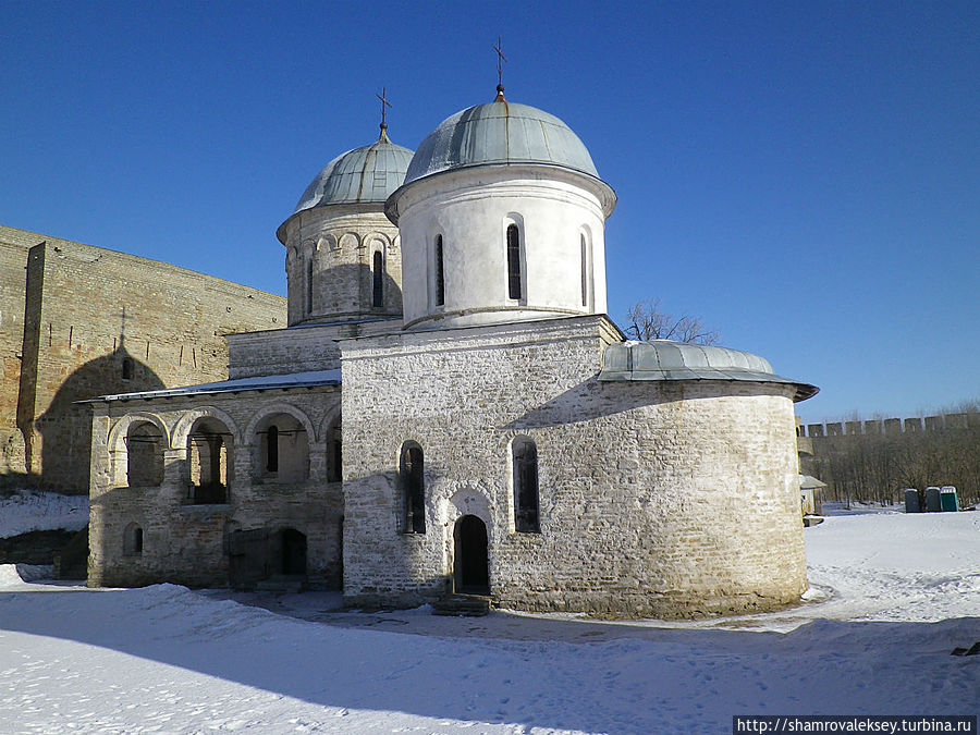 Два храма Ивангородской крепости Ивангород, Россия