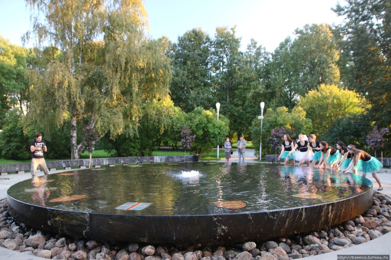 Ганзейский фонтан Великий Новгород, Россия