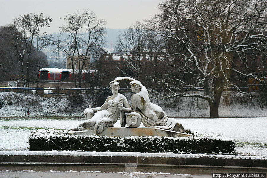 Нимфы скульптора Иоганна Ханриха Даннекена Нимфы скульптора Иоганна Ханриха Даннекена