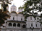 Кремль. Церковь 12 апостолов и Патриарший дворец. В нём есть Мирроваренная палата, в которой варили мирро.