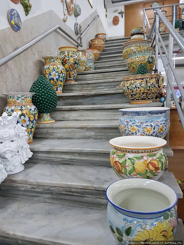 Керамика Кальтаджиронэ Кальтаджироне, Италия Керамика Кальтаджиронэ Кальтаджироне, Италия