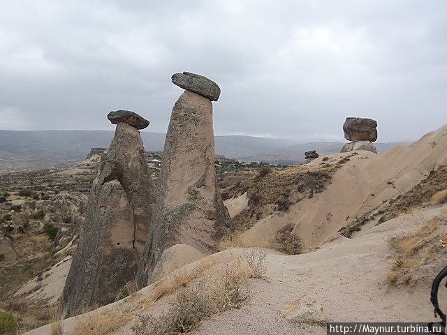 Тоже чудо природы —  каменные грибы Каппадокии. Ургюп, Турция