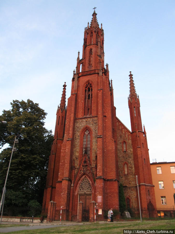Костёл святой Тройцы Любань, Польша