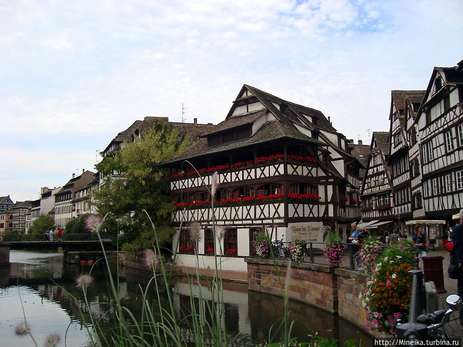 Незнайка в Цветочном городе Страсбург, Франция Незнайка в Цветочном городе Страсбург, Франция