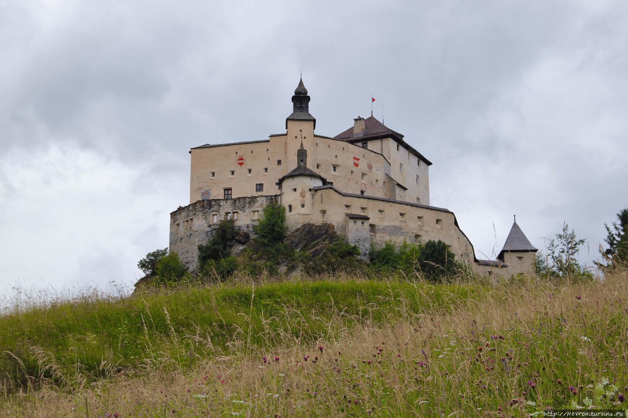 Замок Тарасп / Schloss Tarasp