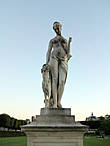 Скульптура большого Карэ Диана Луи Огюста Левёку. Мрамор 1866 г.