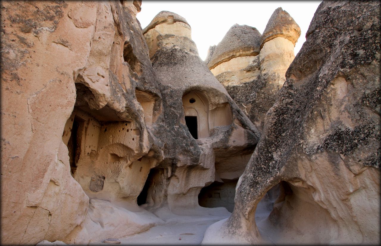 Пещерные поселения Каппадокии