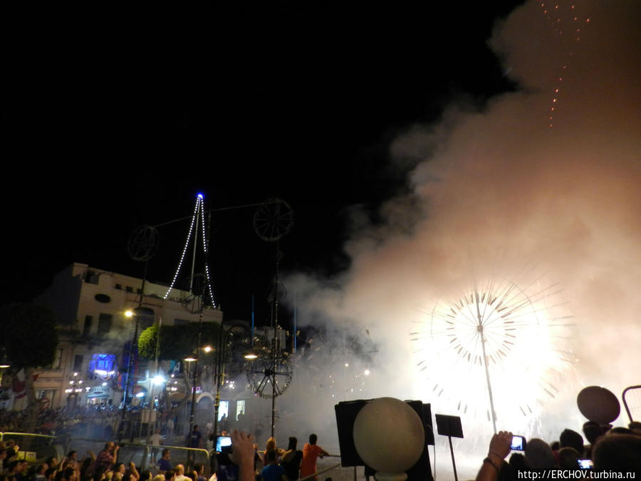 Феста в городе Моста Моста, Мальта Феста в городе Моста Моста, Мальта
