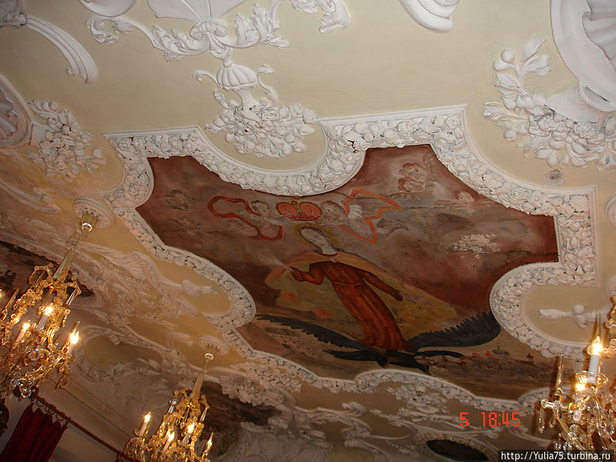 потолок в номере Emperor Joseph I. потолок в номере Emperor Joseph I.