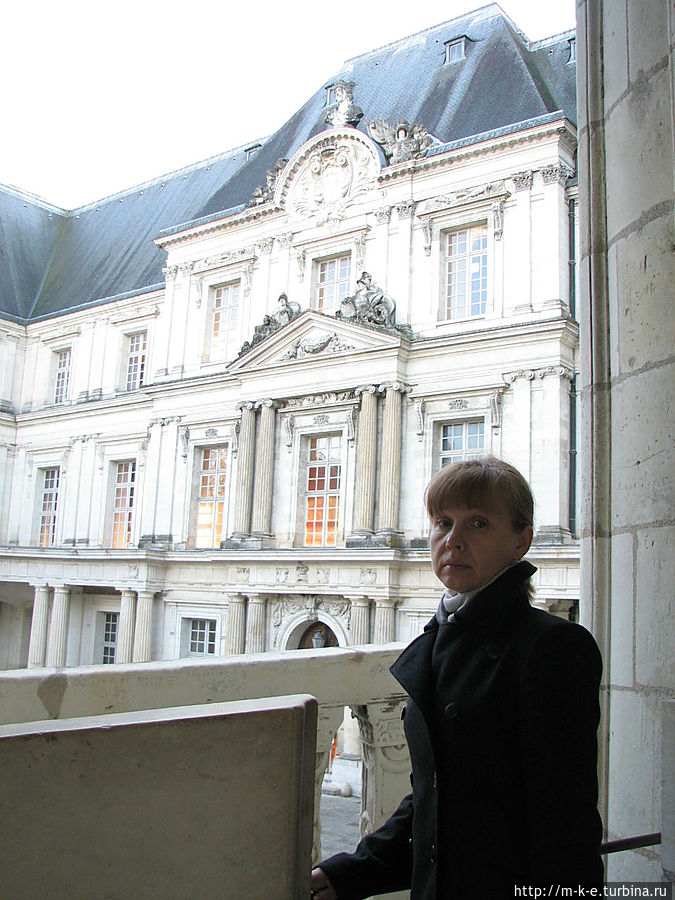 крыло Гастона Орлеанского крыло Гастона Орлеанского