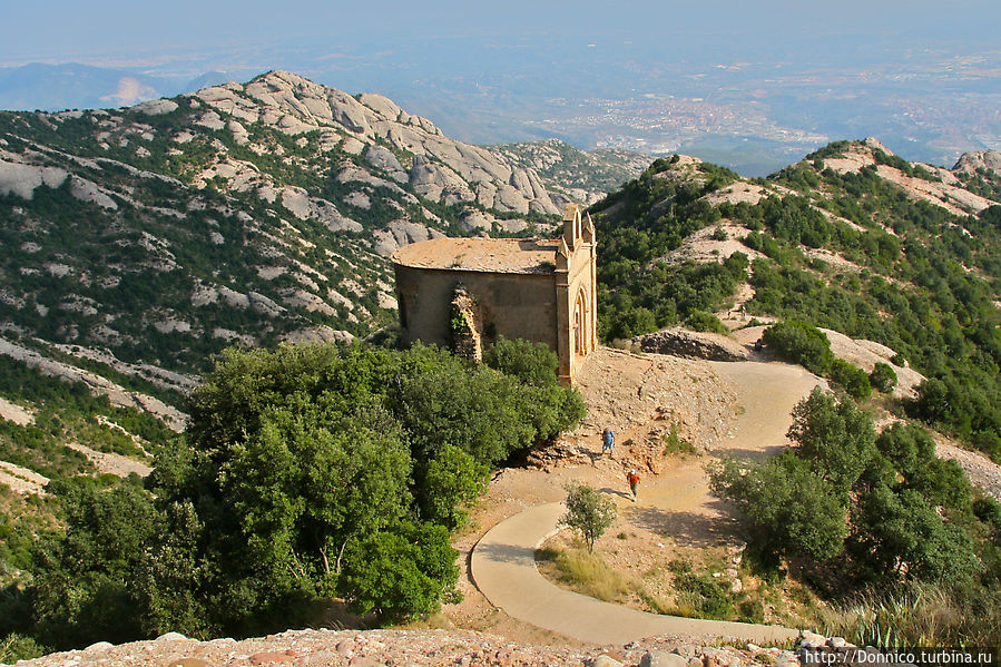 Монсеррат — от М до Т Монастырь Монтсеррат, Испания