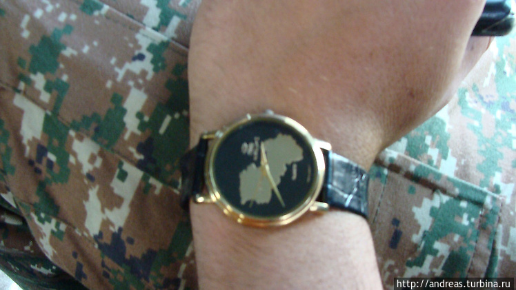 Часы на руке пограничника Часы на руке пограничника