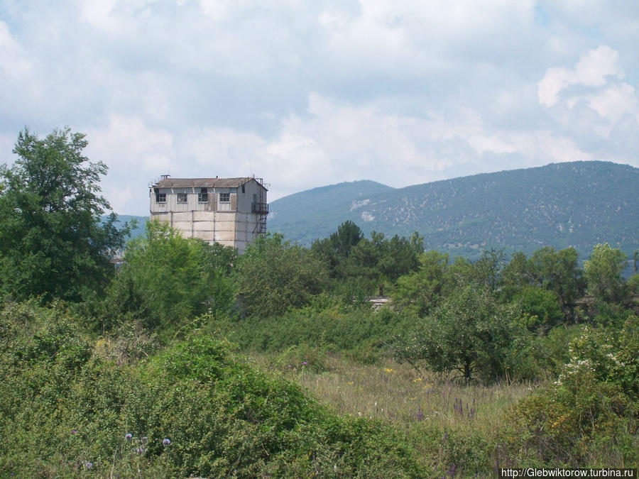 Прогулка по Байдарской долине Форос, Россия Прогулка по Байдарской долине Форос, Россия