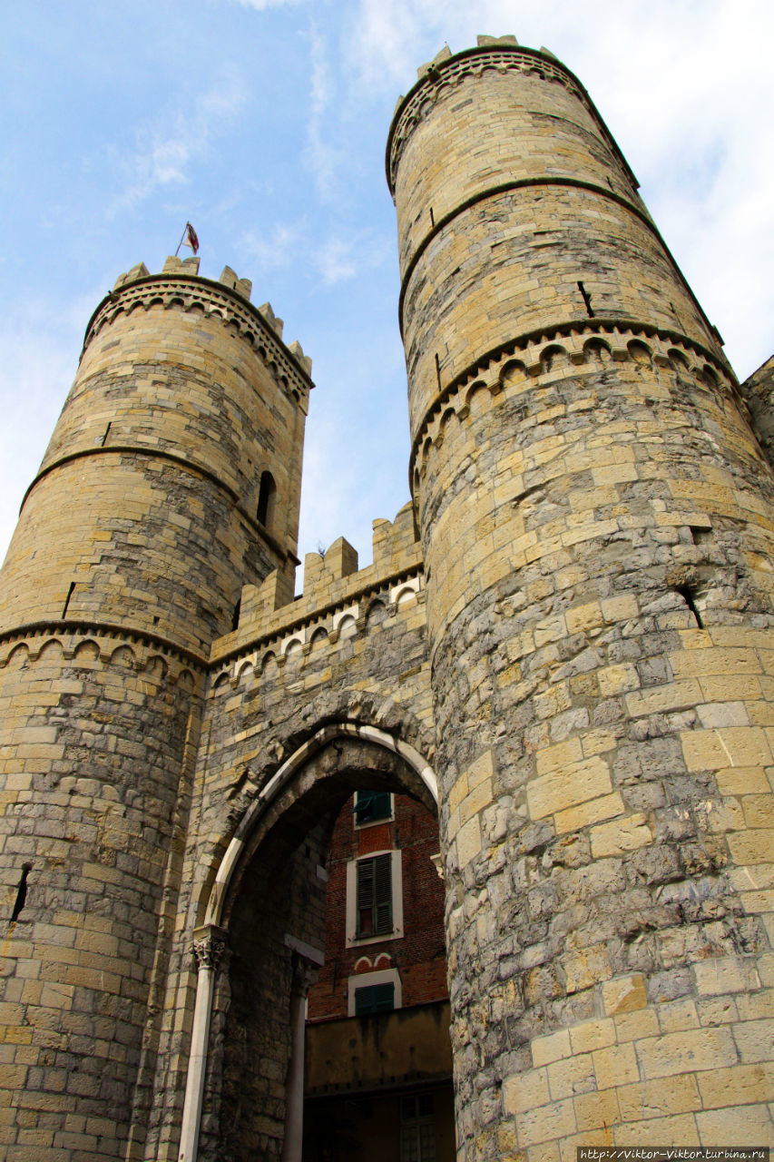 Генуя. Ворота Порта Сопра Генуя. Ворота Порта Сопра