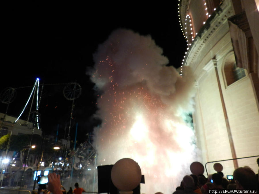 Феста в городе Моста Моста, Мальта Феста в городе Моста Моста, Мальта