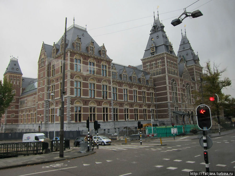 Здание музея Амстердам, Нидерланды