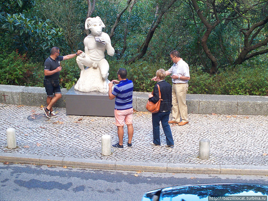 Ещё тот козёл, но все его любят :) Синтра, Португалия Ещё тот козёл, но все его любят :) Синтра, Португалия