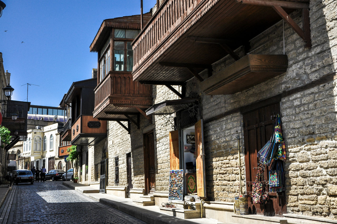 Ичери-шехер —  город-крепость в городе Бога. Баку, Азербайджан