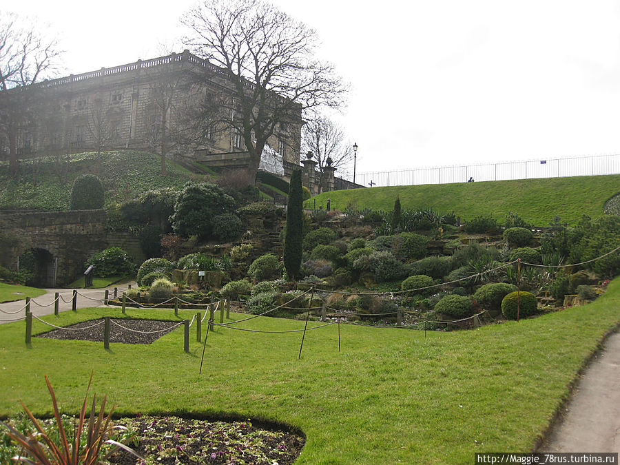 Сад Ноттингемского замка с видом на дом Англия, Великобритания