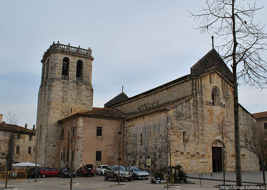 Романская церковь святого Петра в Бесалу Бесалу, Испания