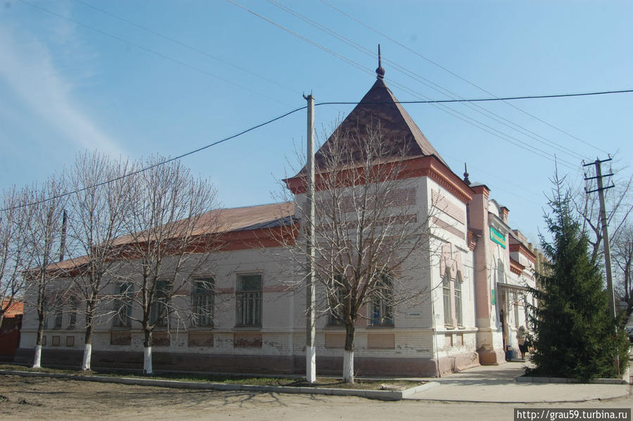 Здание уездного казначейства Петровск, Россия