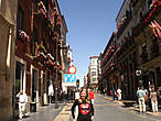Главной улицей Леона с самых древних времён является улица Анча. Она полностью пешеходная, по ней проходят парады и праздничные шествия в городе.