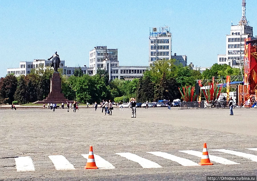 Центральная площадь города, бывшая пл. Дзержинского Харьков, Украина